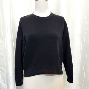 Uniqlo Black Sweatshirt